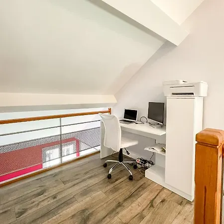 Appartement A1 Champagne Loft - 105 M2 6 Personnes - Place De La République - En Champagne Châlons-en-Champagne