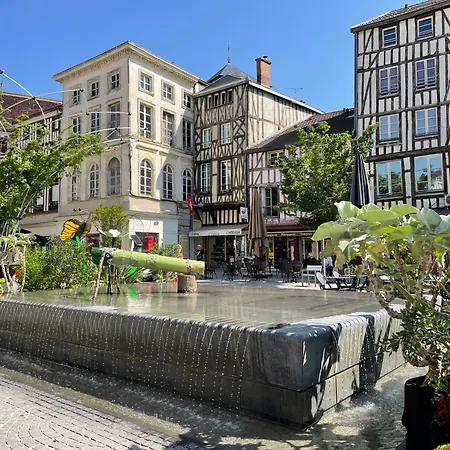 A1 Champagne Loft - 105 M2 6 Personnes - Place De La Republique - En Champagne * Chalons-en-Champagne