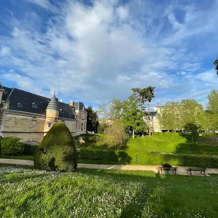 A1 Champagne Loft - 105 M2 6 Personnes - Place De La Republique - En Champagne