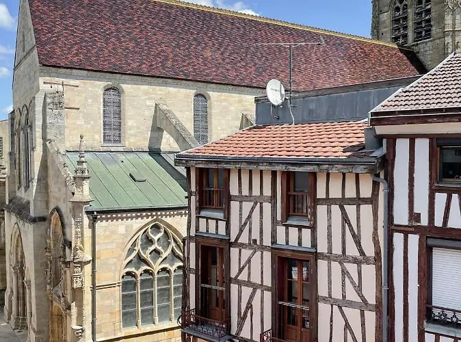 A1 Champagne Loft - 105 M2 6 Personnes - Place De La Republique - En Champagne Châlons-en-Champagne