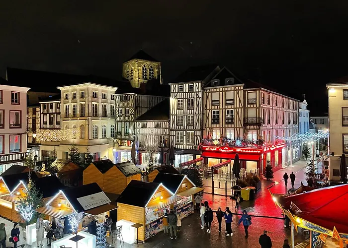 A1 Champagne Loft - 105 M2 6 Personnes - Place De La Republique - En Champagne